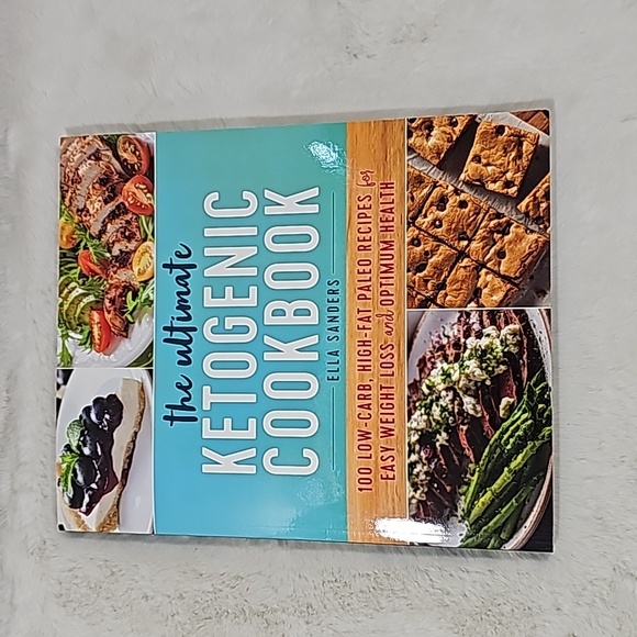 The Ultimate Ketogenic Cookbook - Picture 1 of 2